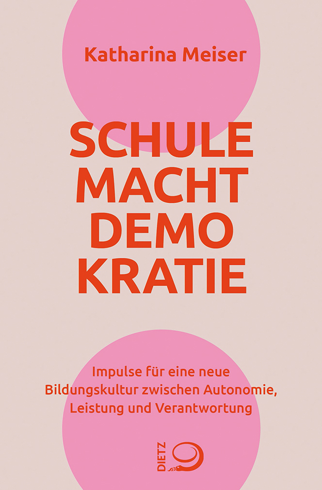 Schule macht Demokratie Buch-Cover von »Schule macht Demokratie«